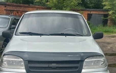 Chevrolet Niva I рестайлинг, 2003 год, 269 999 рублей, 1 фотография