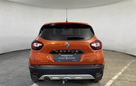 Renault Kaptur I рестайлинг, 2016 год, 1 095 000 рублей, 3 фотография