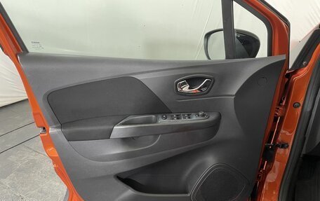 Renault Kaptur I рестайлинг, 2016 год, 1 095 000 рублей, 8 фотография