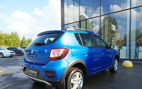 Renault Sandero II рестайлинг, 2017 год, 1 069 800 рублей, 6 фотография