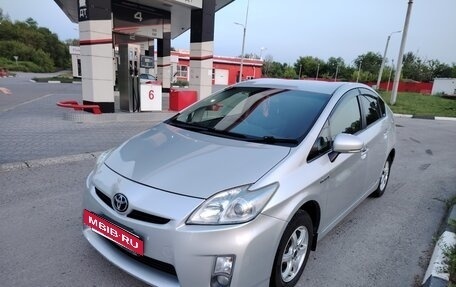 Toyota Prius, 2011 год, 1 050 000 рублей, 3 фотография