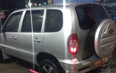 Chevrolet Niva I рестайлинг, 2003 год, 269 999 рублей, 7 фотография