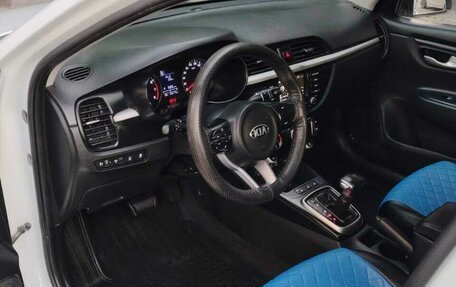 KIA Rio IV, 2018 год, 1 050 000 рублей, 8 фотография