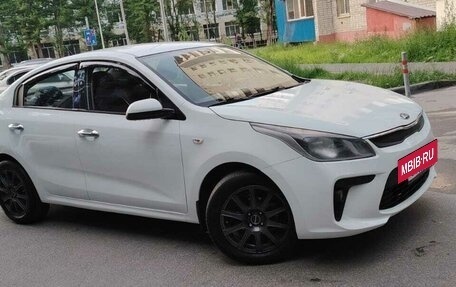 KIA Rio IV, 2018 год, 1 050 000 рублей, 17 фотография