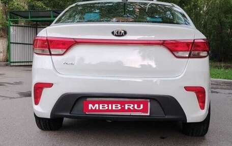 KIA Rio IV, 2018 год, 1 050 000 рублей, 14 фотография