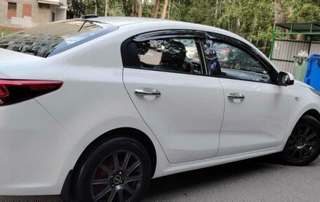 KIA Rio IV, 2018 год, 1 050 000 рублей, 20 фотография