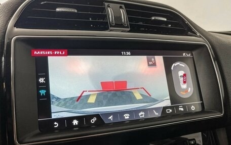 Jaguar F-Pace, 2016 год, 2 197 000 рублей, 17 фотография
