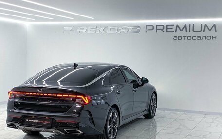 KIA K5 II, 2019 год, 2 500 000 рублей, 31 фотография