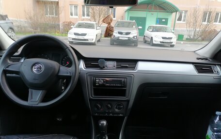 Skoda Rapid I, 2015 год, 800 000 рублей, 16 фотография