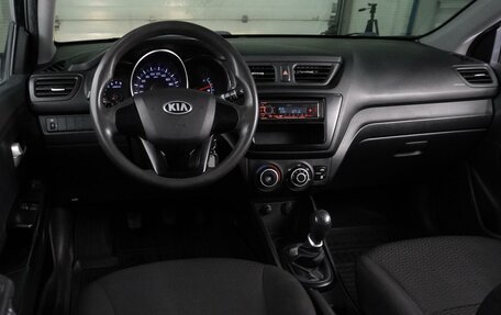 KIA Rio III рестайлинг, 2013 год, 739 000 рублей, 6 фотография