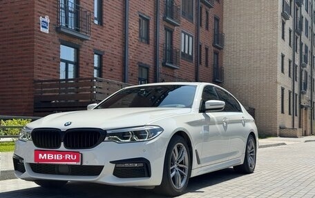 BMW 5 серия, 2019 год, 4 500 000 рублей, 3 фотография
