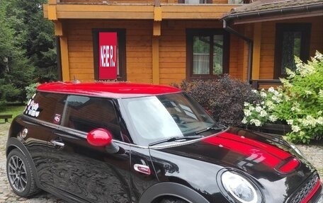 MINI Hatch, 2018 год, 2 450 000 рублей, 2 фотография
