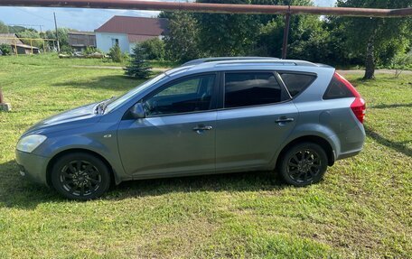 KIA cee'd I рестайлинг, 2008 год, 700 000 рублей, 3 фотография