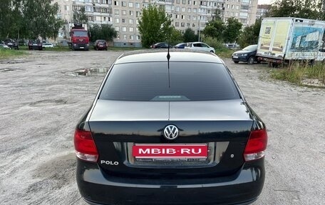 Volkswagen Polo VI (EU Market), 2011 год, 820 000 рублей, 4 фотография