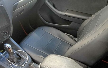 Volkswagen Jetta VI, 2015 год, 950 000 рублей, 10 фотография
