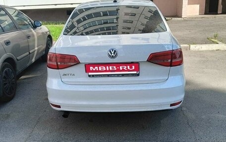 Volkswagen Jetta VI, 2015 год, 950 000 рублей, 4 фотография