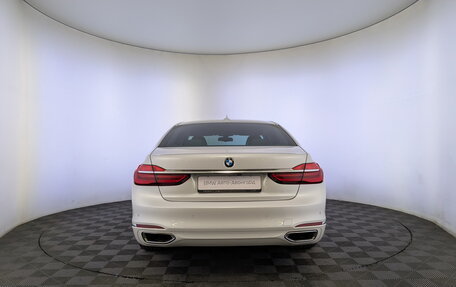 BMW 7 серия, 2016 год, 2 990 000 рублей, 6 фотография