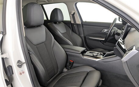 BMW 3 серия, 2022 год, 4 900 000 рублей, 24 фотография