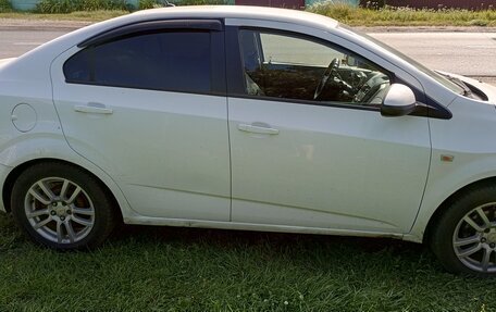 Chevrolet Aveo III, 2012 год, 650 000 рублей, 4 фотография