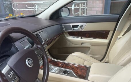 Jaguar XF I рестайлинг, 2008 год, 1 300 000 рублей, 11 фотография