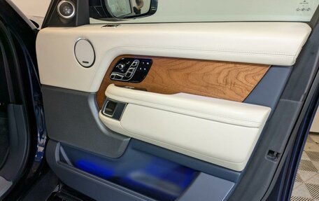 Land Rover Range Rover IV рестайлинг, 2021 год, 8 900 000 рублей, 25 фотография