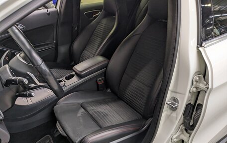 Mercedes-Benz GLA, 2016 год, 2 190 000 рублей, 12 фотография