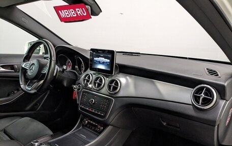 Mercedes-Benz GLA, 2016 год, 2 190 000 рублей, 23 фотография