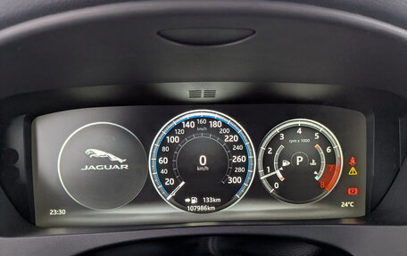 Jaguar F-Pace, 2016 год, 2 950 000 рублей, 15 фотография
