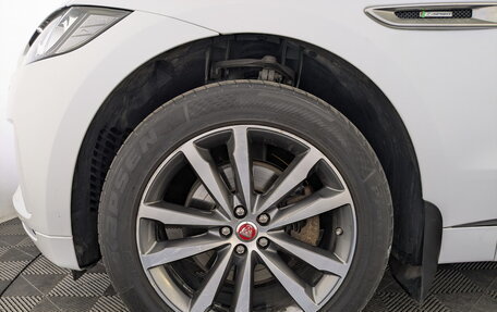 Jaguar F-Pace, 2016 год, 2 950 000 рублей, 13 фотография