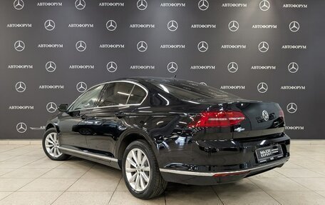 Volkswagen Passat B8 рестайлинг, 2017 год, 1 890 000 рублей, 7 фотография