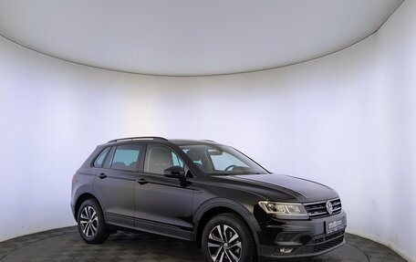Volkswagen Tiguan II, 2019 год, 2 850 000 рублей, 3 фотография