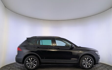 Volkswagen Tiguan II, 2019 год, 2 850 000 рублей, 4 фотография