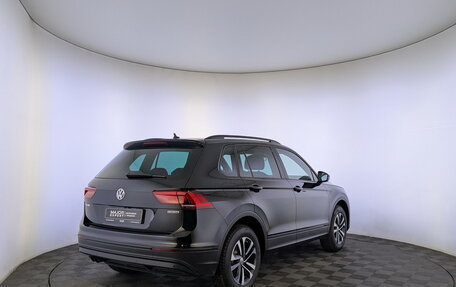 Volkswagen Tiguan II, 2019 год, 2 850 000 рублей, 5 фотография