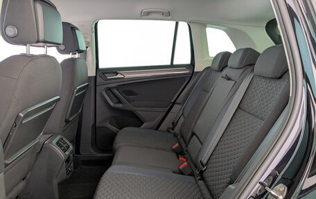 Volkswagen Tiguan II, 2019 год, 2 850 000 рублей, 10 фотография