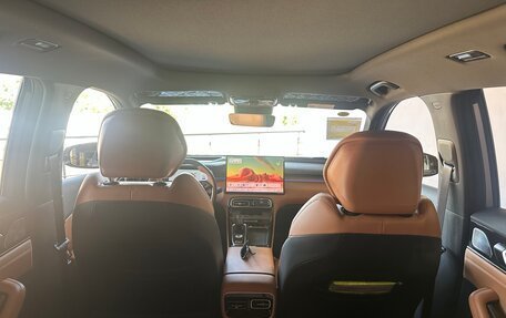 Geely Atlas, 2025 год, 2 775 000 рублей, 32 фотография