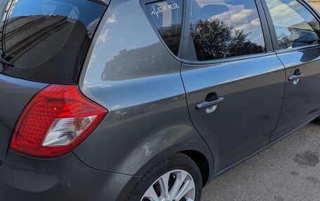 KIA cee'd I рестайлинг, 2010 год, 840 000 рублей, 3 фотография