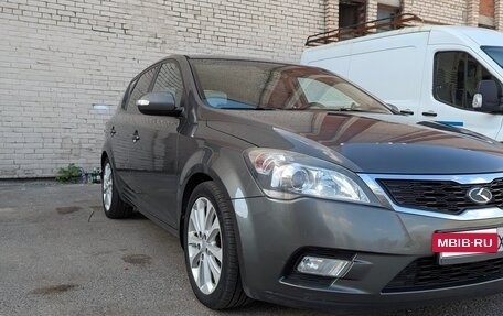 KIA cee'd I рестайлинг, 2010 год, 840 000 рублей, 2 фотография