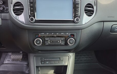 Volkswagen Tiguan I, 2014 год, 1 750 000 рублей, 24 фотография