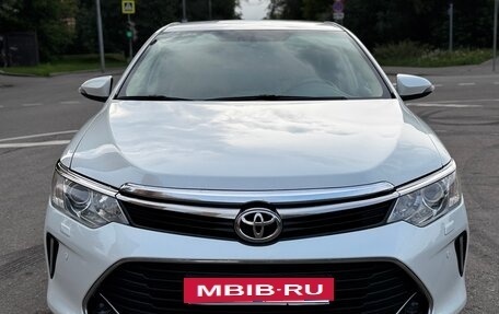 Toyota Camry, 2016 год, 2 350 000 рублей, 3 фотография
