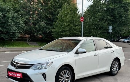 Toyota Camry, 2016 год, 2 350 000 рублей, 2 фотография