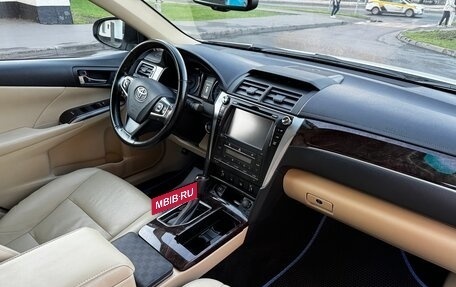 Toyota Camry, 2016 год, 2 350 000 рублей, 4 фотография
