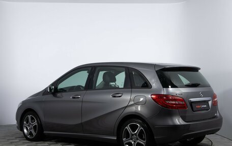 Mercedes-Benz B-Класс, 2014 год, 1 300 000 рублей, 7 фотография
