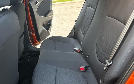 Hyundai Solaris II рестайлинг, 2014 год, 1 150 000 рублей, 5 фотография