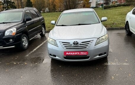 Toyota Camry, 2008 год, 900 000 рублей, 9 фотография