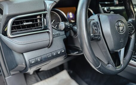 Toyota Camry, 2018 год, 2 650 000 рублей, 8 фотография