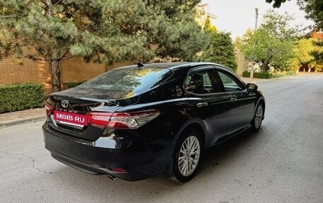 Toyota Camry, 2018 год, 2 650 000 рублей, 2 фотография