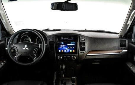 Mitsubishi Pajero IV, 2008 год, 1 649 000 рублей, 10 фотография