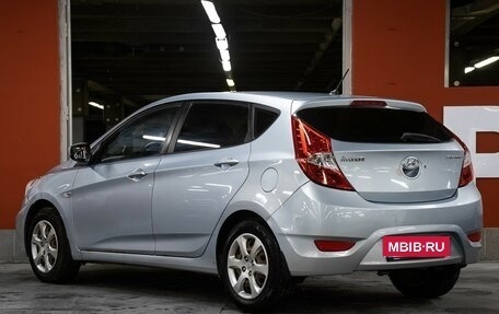 Hyundai Solaris II рестайлинг, 2012 год, 698 000 рублей, 7 фотография