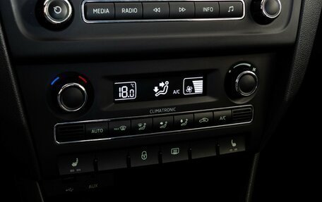 Skoda Rapid I, 2015 год, 999 000 рублей, 12 фотография