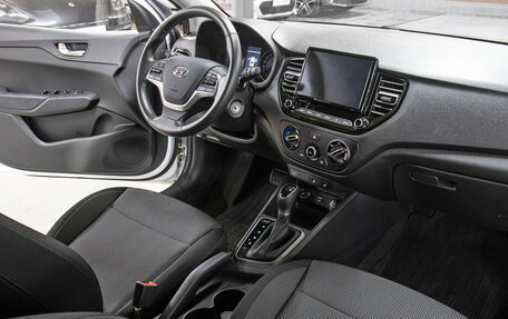 Hyundai Solaris II рестайлинг, 2021 год, 1 898 000 рублей, 11 фотография